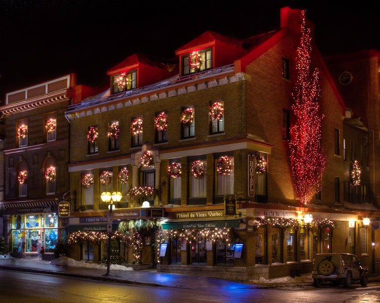 Hotel to Vieux Quebec